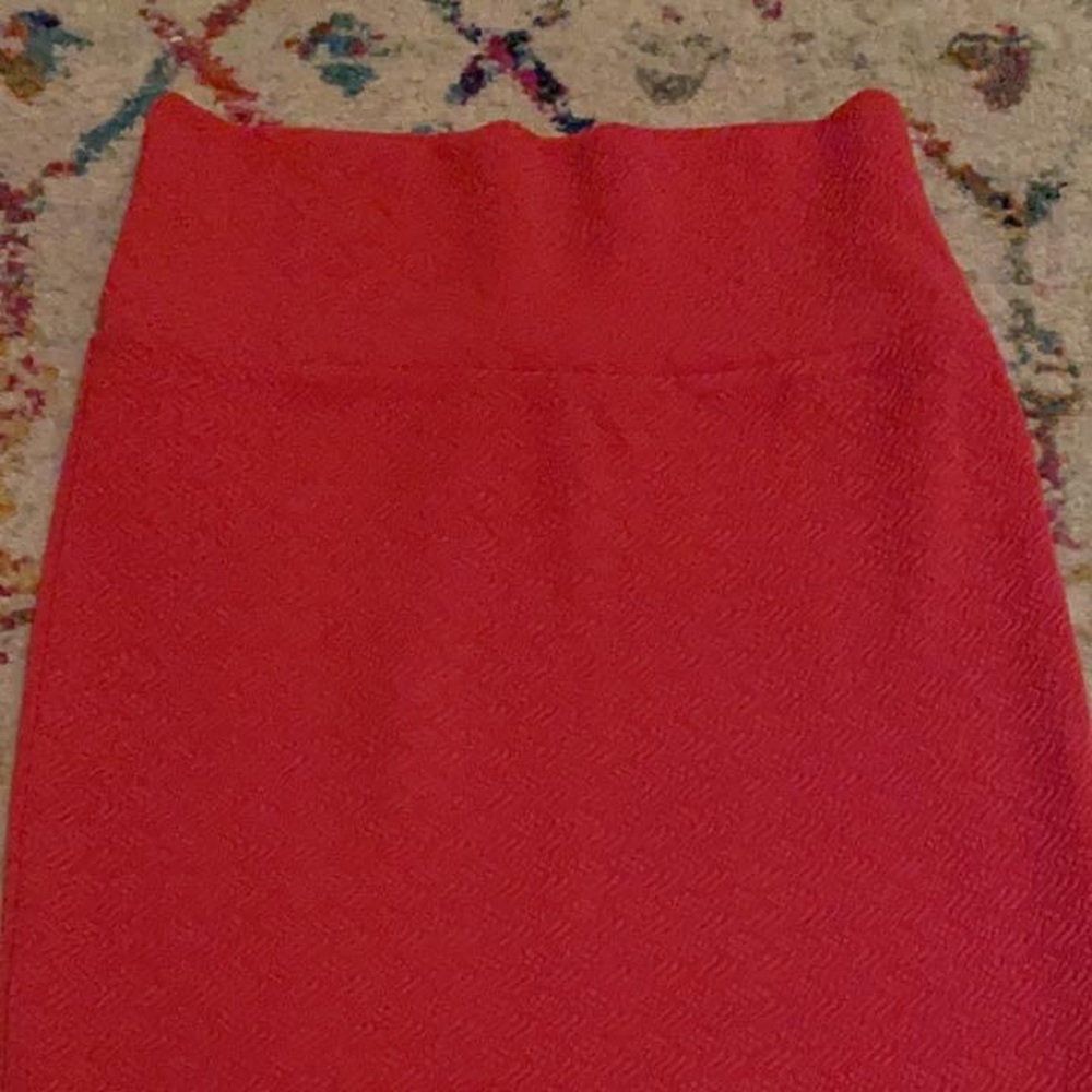 XS Lula Roe Cassie Skirt